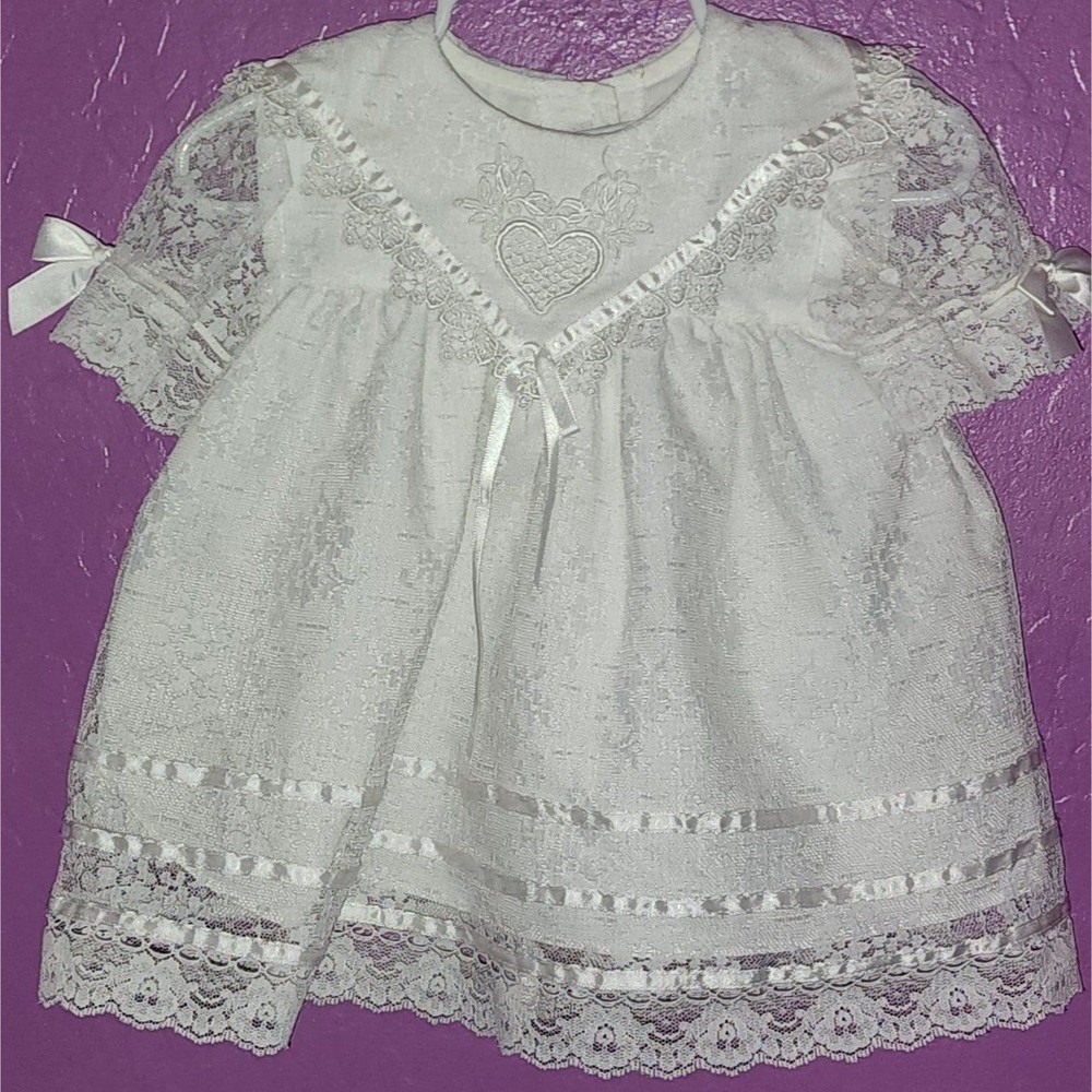 Jo Lene Vintage 1990's 12M Baby Girl's White Lace dress. Preloved